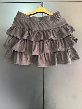 Girls size 5t | black | Layered Ruffle Skort